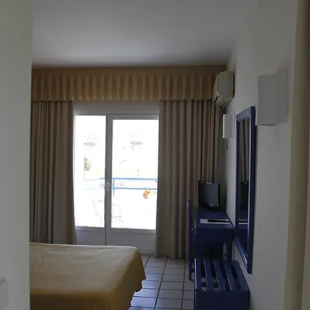 Hotel Playa Bocaina 3*