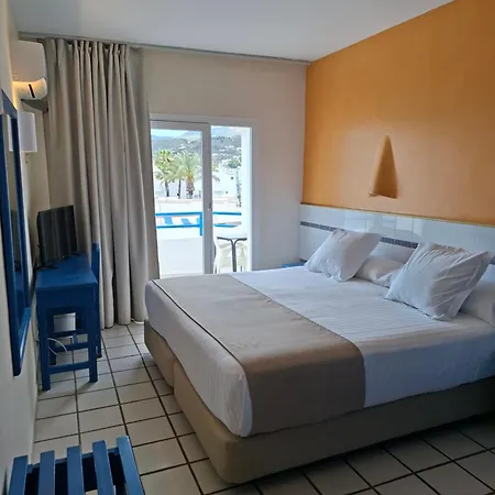 Playa Bocaina Hotel